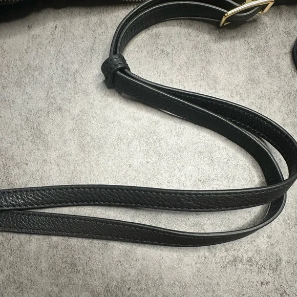 Vintage Margot Shearling Bag with Leather Straps - Picture 6 of 6